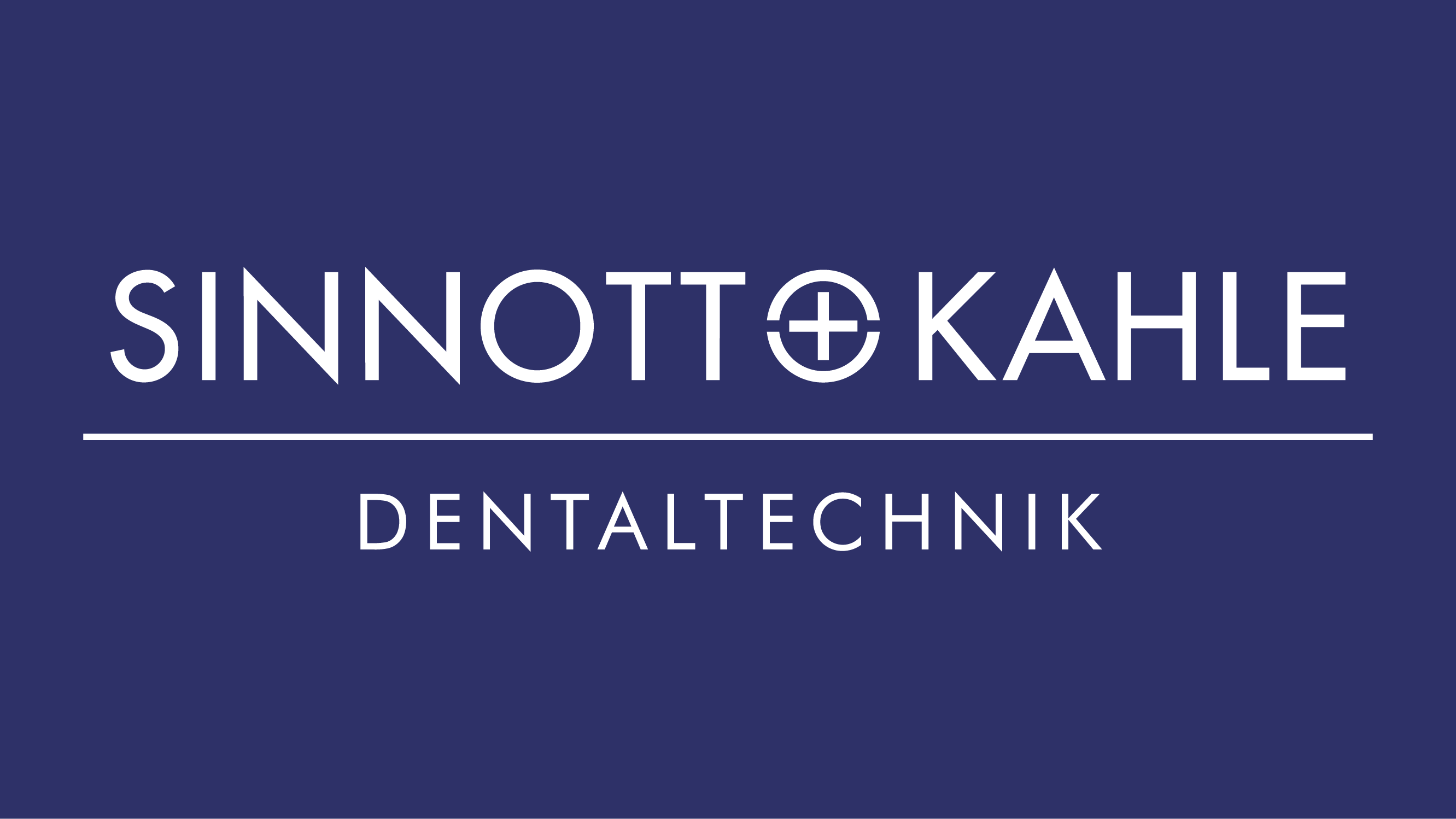 Logo auf dunkelblauem Hintergrund: "SINNOTT + KAHLE" mit "DENTALTECHNIK" darunter in Weiß.
